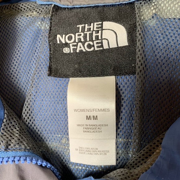 The North Face Blue Windbreaker Jacket. - Picture 5 of 8